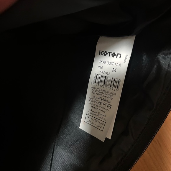 Cute hand bag (w/o a strap) - Picture 3 of 3